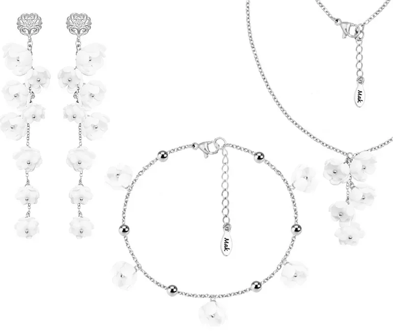 Biżuteria ślubna z motywem kwiatowym – jak wybrać idealne dodatki do sukni ślubnej?